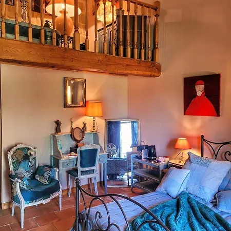 Le Mas Blanc Apartment