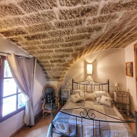 Le Mas Blanc Uzès